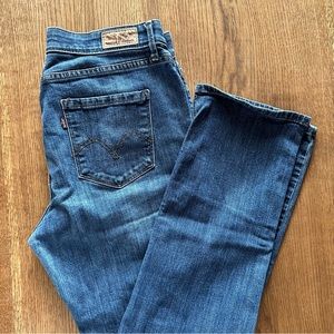 LAST CALL BEFORE ITS OFF TO CONSIGNMENT⭐️ Levi’s 525 Straight Leg, sz 12⭐️